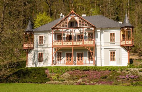 Luhacovice House | Alpská růže
