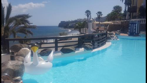 Bahia Feliz Apartment | Altamar Beachfront