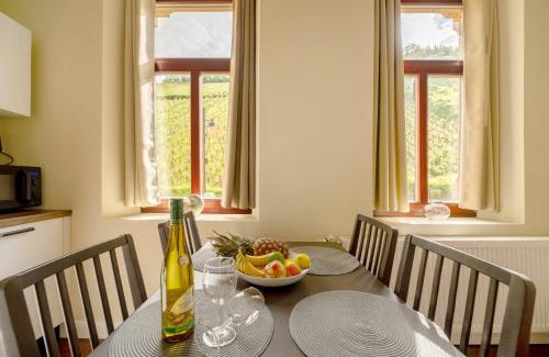 Traben-Trarbach Apartment | Alte Stadtvilla am Weinberg 4