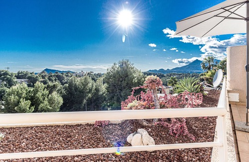 Altea la Vella Apartment | Altea Nova apartment, 2 pools, golf, beach, mountaineering and much more.