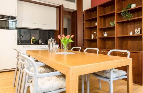 Porta Nuova Apartment | ALTIDO Apt for 4 in the centre of Milan