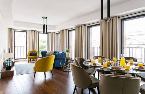Santo Amaro Apartment | ALTIDO Astonishing 3BR Apt w/view & free parking nearby Lisbon Congress Centre