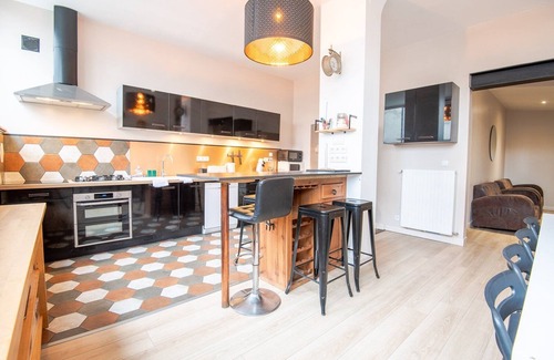 Tours Apartment | Altitude - Room with private bathroom