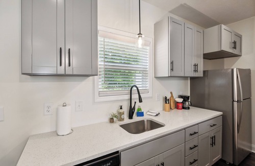 Clarksville Apartment | Alto Q8 I Luxurious & Spacious I Free Parking