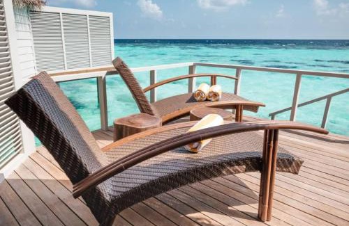 Dhidhoofinolhu Island Resort | Aluoly 23 Private Resort