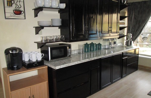 Lake Brownwood House | Always Home In Texas Cabin with WiFi, and plenty of yard.