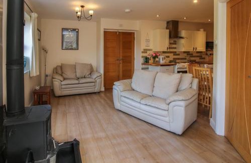 Mold House | Alyn View