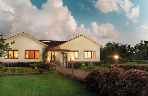 Awas Villa | amã Stays & Trails Nine Palms, Alibag