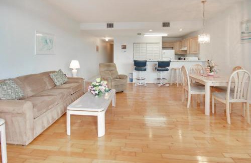 Treasure Island House | Amadeus 2