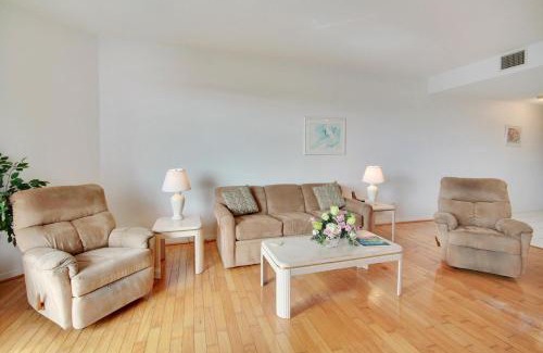 Treasure Island House | Amadeus 2