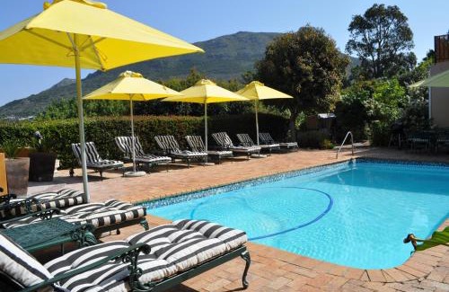Hout Bay House | Amakhaya Lodge