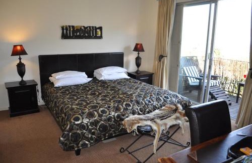 Hout Bay House | Amakhaya Lodge