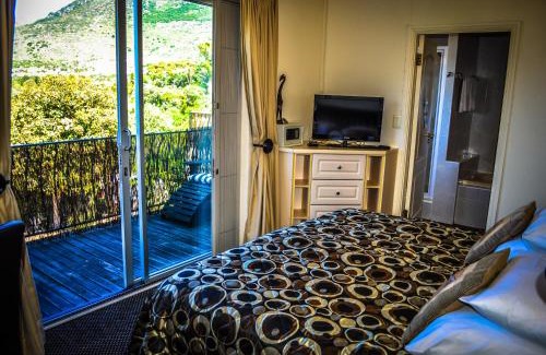 Hout Bay House | Amakhaya Lodge