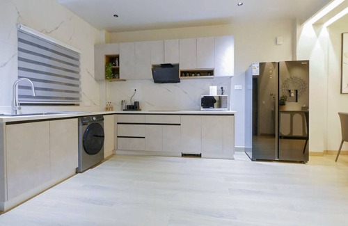 Remera Apartment | Amaltas The View