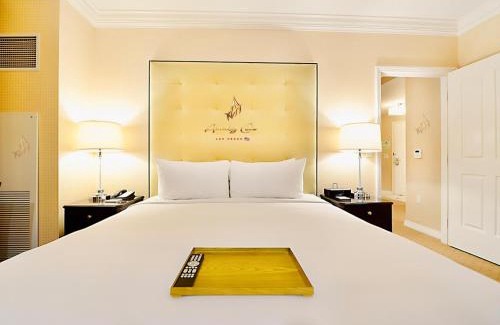 Las Vegas Apartment | Amalz Suites Collection at MGM Signature !
