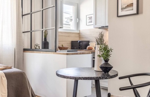 Pere Lachaise Apartment | Amandiers - studio à Père-Lachaise