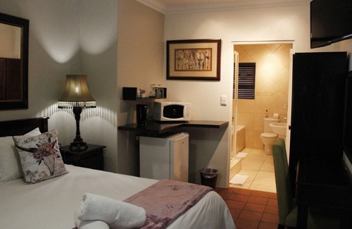 Walmer Hotel | Amani Guest Lodge