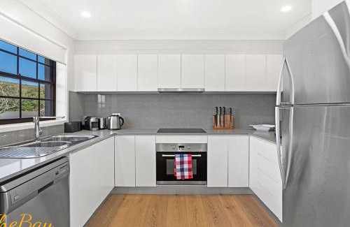 Fingal Bay House | Amaroo Cres No 20 Fingal Bay Holiday Home