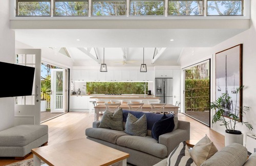 Newport House | Amaroo, Newport Beach by TCC