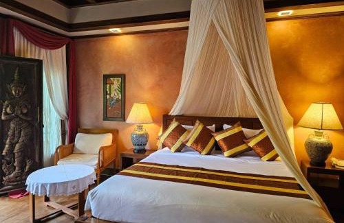Wat Ket Resort | Amata Lanna Village อมตะล้านนาวิลเลจ