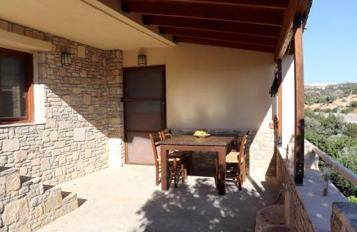 Triopetra House | Amathianis