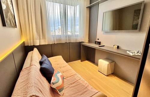 Matriz Apartment | Amazing 1-bedroom apartment with living room. Elysia 16a