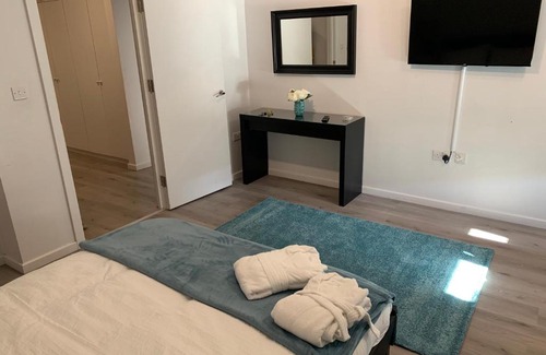 Woolwich Riverside Apartment | Amazing 1 Bedroom Apartment in Woolwich London