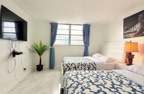 Sunny Isles Beach Hotel | Amazing 2 bd Sunny Isles family apartment STR01306