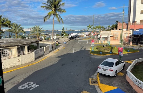 Catano Apartment | Amazing 2-bedroom apartment in the Cataño Bay with AC