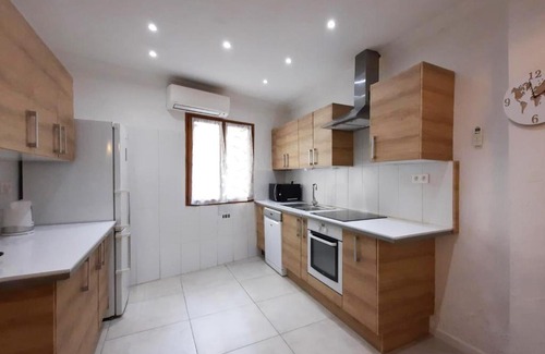 Antibes Old Town Apartment | Amazing 2 bedroom apartment in the pedestrian area of old Antibes !