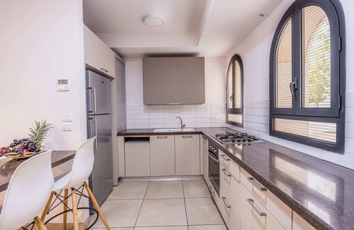 Jerusalem City Centre Apartment | Amazing 2 Bedrooms/Gym/Parking in city center