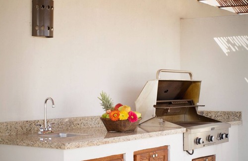 San Jose del Cabo Condo | Amazing 2-Story Penthouse With Rooftop Terrace & Private Jacuzzi near the beach