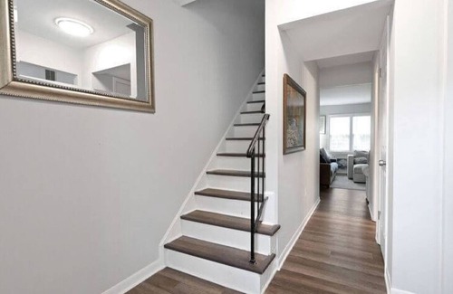 Franconia House | Amazing 3-bedroom townhome with AC in Alexandria. Walk to metro. Park two cars!