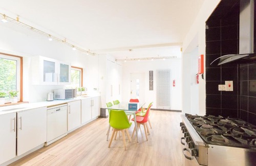 Westbourne Green House | Amazing 3 Beds Apartment in Little Venice