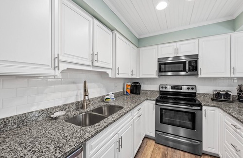 Seabrook Island House | Amazing 3 BR/2BA Cottage, Amenity Cards Available!