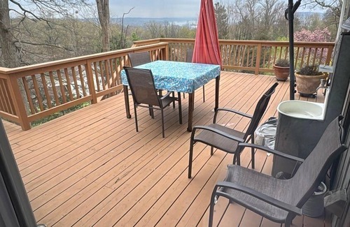 Croton-on-Hudson House | Amazing 3BR/3BA! Croton on Hudson!