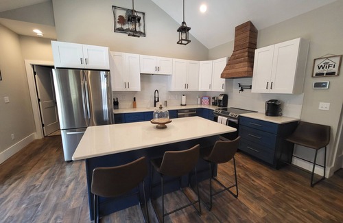 Boone Cabin | Amazing 3BR 3BA Boone Hideaway-Newer Built
