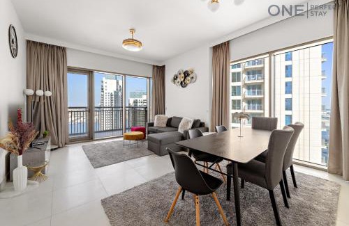 Dubai Apartment | Amazing 3BR with Maid room in Creek with Pool&Gym