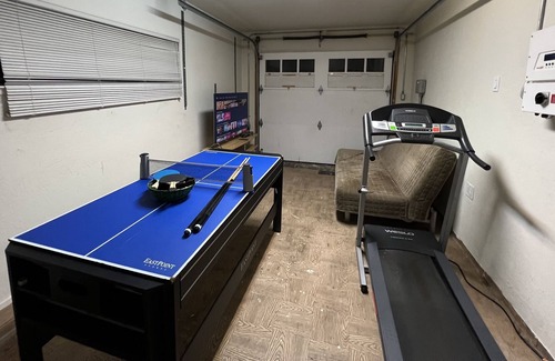 Santa Clara House | Amazing 6Beds/3B in the heart of Silicon Valley close to SJC, Apple Google