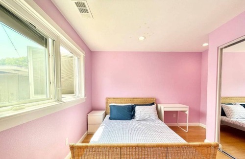 Santa Clara House | Amazing 6Beds/3B in the heart of Silicon Valley close to SJC, Apple Google