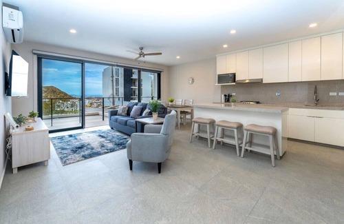 Libertad Apartment | Amazing and New 4BR 5 Min Downtown Cabo Pool/gym