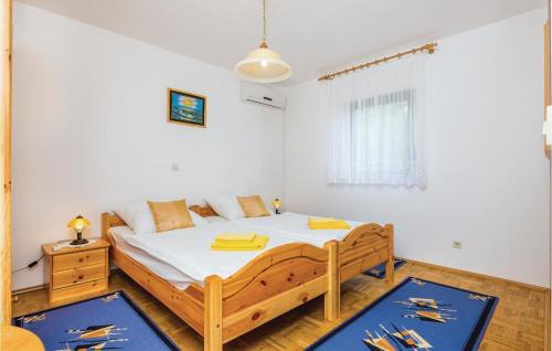 Klenovica Apartment | Amazing Apartment In Klenovica