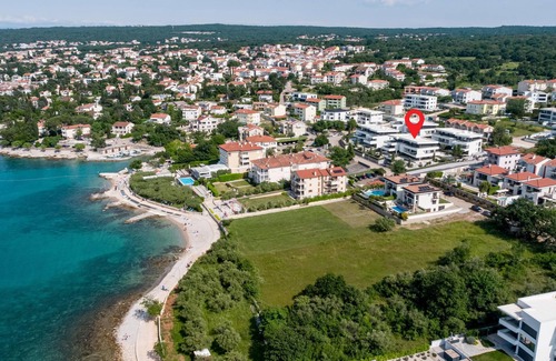 Zidarici Apartment | Amazing apartment in Malinska with WiFi