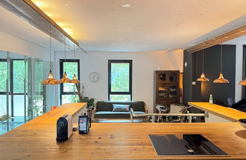 Greenwich West Apartment | Amazing apartment in the heart of Greenwich.