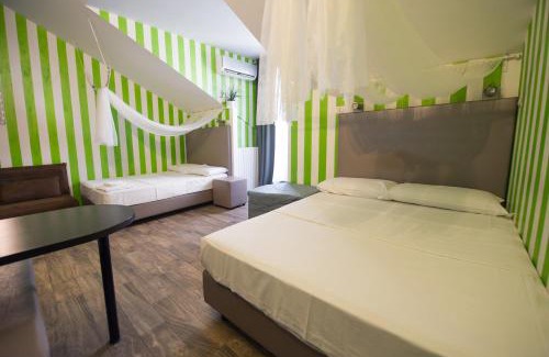 Ticinese Apartment | Amazing Attic max 10 People with Parking & Wifi, Near to 3 Tram Lines and to the Metro - well connected to Airports and to the Train Station