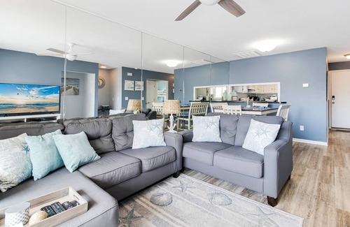 Long Beach Condo | Amazing Beach, Ocean Views From 3rd Fl Condo Deck, Large Communal Pool