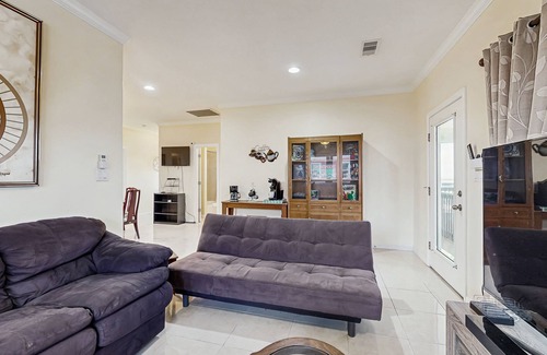 Port Bolivar House | Amazing | Canal Front | Hot Tub | Boat Ramp