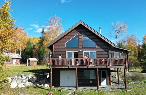 Unorganized Thunder Bay District Cottage | Amazing cottage, pristine lake