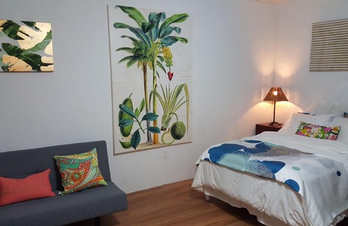 Sunrise Apartment | Amazing Cozy Studio by Sawgrass Mills Mall, In The Heart Of Sunrise, Florida!!