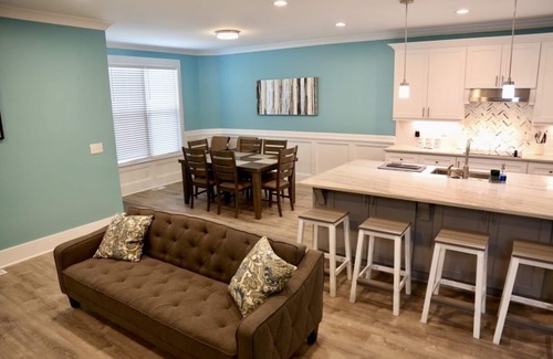 Durham House | Amazing Gem w/Balcony in Downtown Durham!